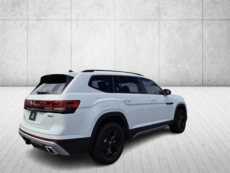 2025 Volkswagen Atlas Peak Edition 4Motion