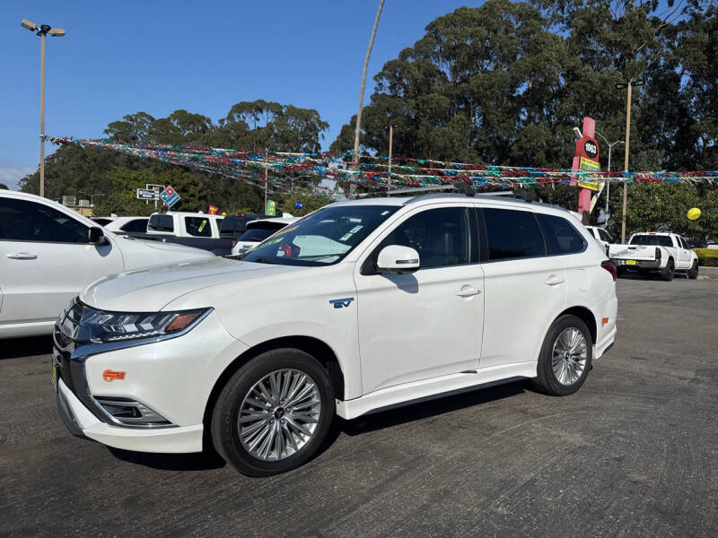 2019 Mitsubishi Outlander GT's photo