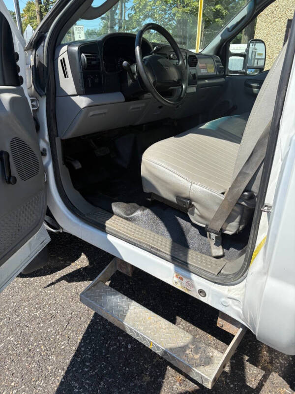 2005 Ford F-550 Super Duty