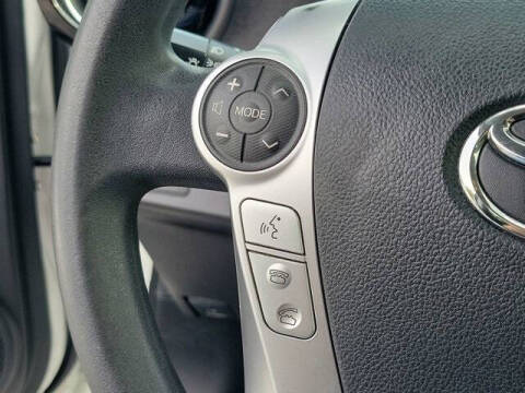 2016 Toyota Prius c Two