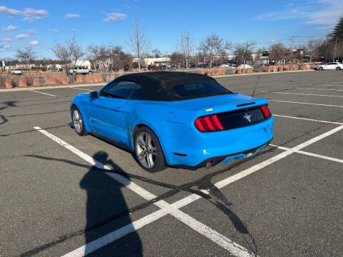 2017 Ford Mustang V6