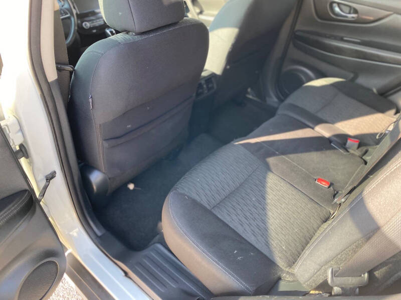 2018 Nissan Rogue SV