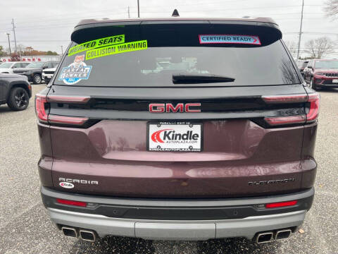 2024 GMC Acadia Elevation