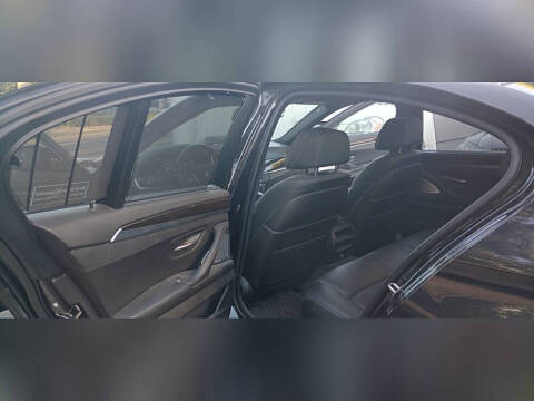 2015 BMW 5 Series 550i