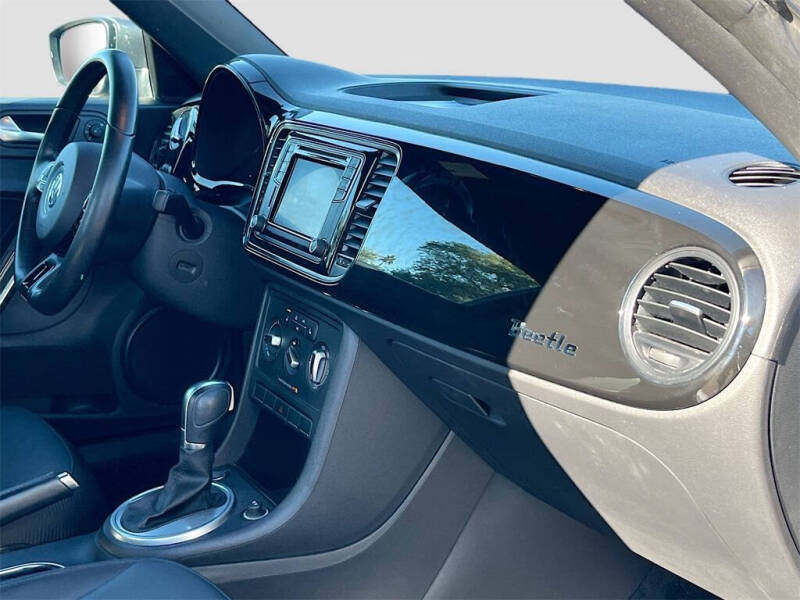 2018 Volkswagen Beetle 2.0T Coast