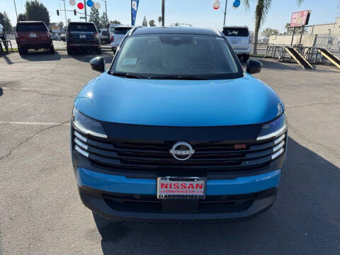 2025 Nissan Kicks SR