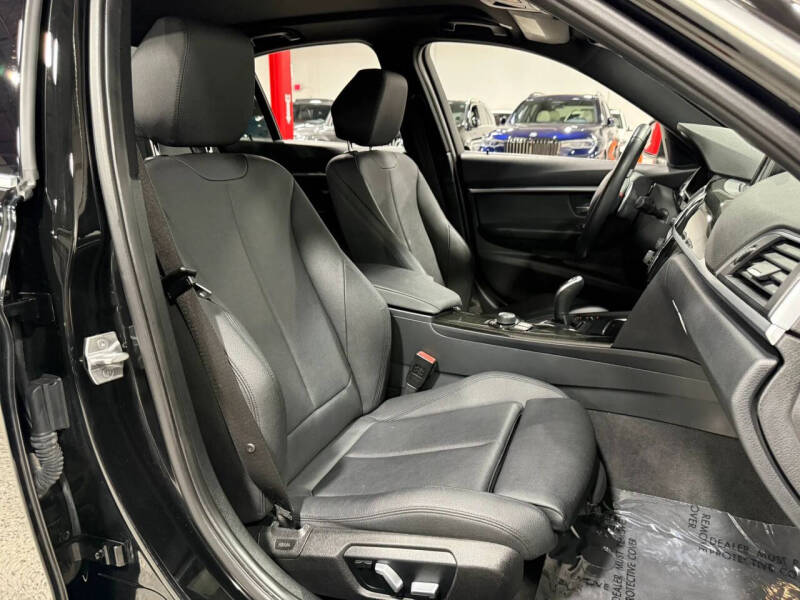 2017 BMW 3 Series 330i