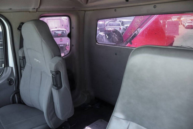 2013 Freightliner M2 112