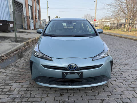 2019 Toyota Prius L Eco