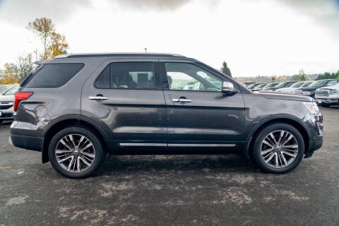 2017 Ford Explorer Platinum