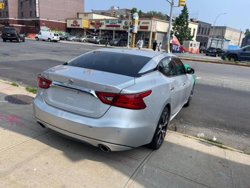 2017 Nissan Maxima