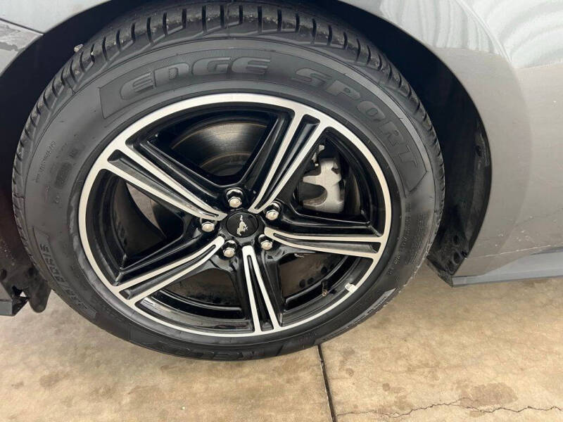 2024 Ford Mustang EcoBoost Premium