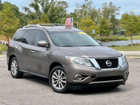 2014 Nissan Pathfinder for sale at EASYCAR GROUP in Orlando FL