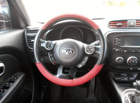 2015 Kia Soul +
