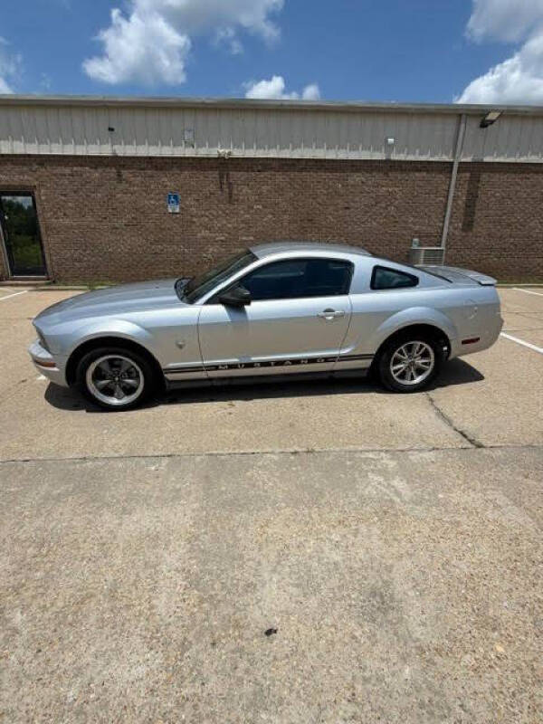 2009 Ford Mustang V6 Deluxe