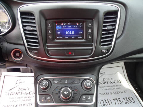 2016 Chrysler 200 Limited