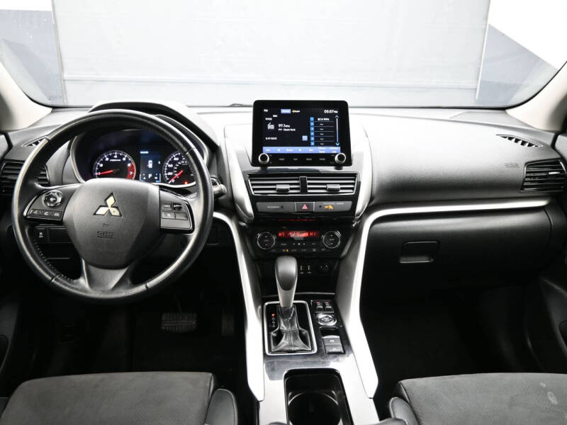 2022 Mitsubishi Eclipse Cross SE