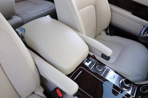 2020 Land Rover Range Rover P525 HSE