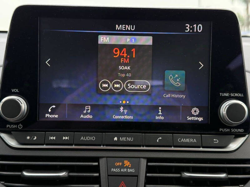 2025 Nissan Altima 2.5 SR