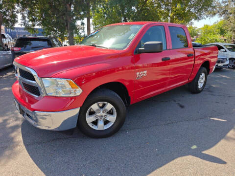 2022 RAM 1500 Classic SLT
