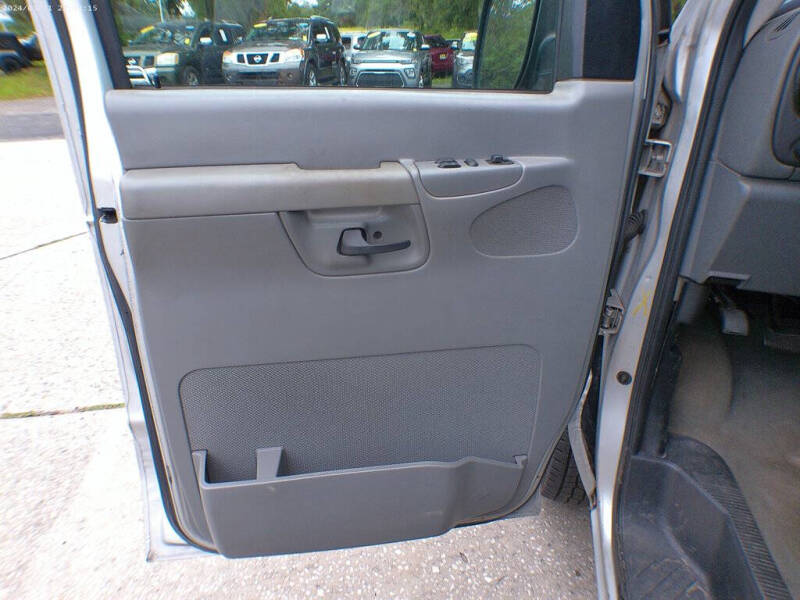 2007 Ford E-Series E-350 SD XLT