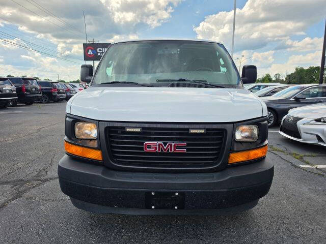 2017 GMC Savana 2500