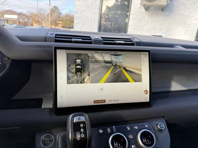 2022 Land Rover Defender 110 S