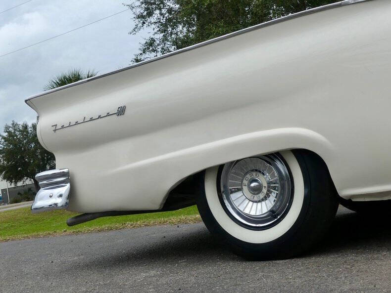 1957 Ford Fairlane