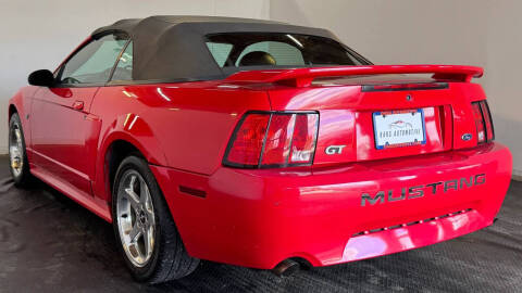 2003 Ford Mustang