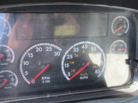 2007 Freightliner Business class M2