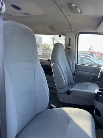 2008 Ford E-Series E-350 SD XL