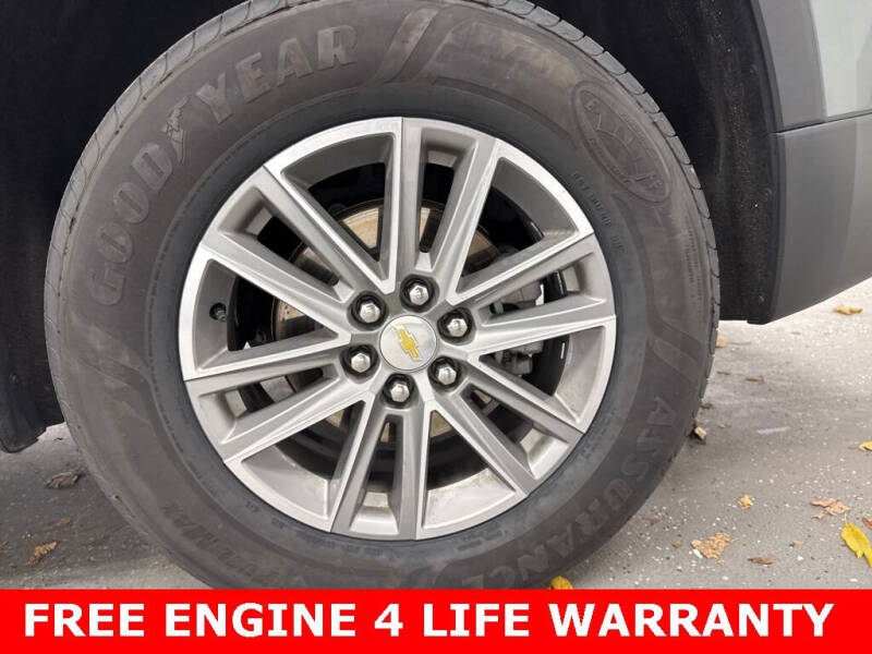 2023 Chevrolet Traverse LT Cloth