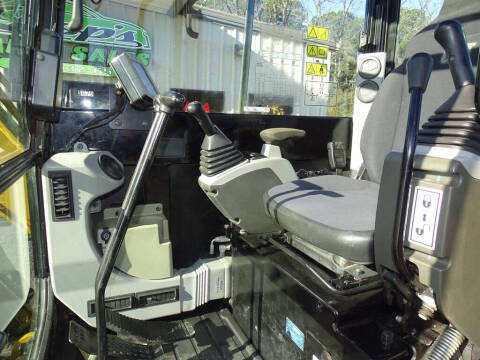 2021 Caterpillar Mini Excavator