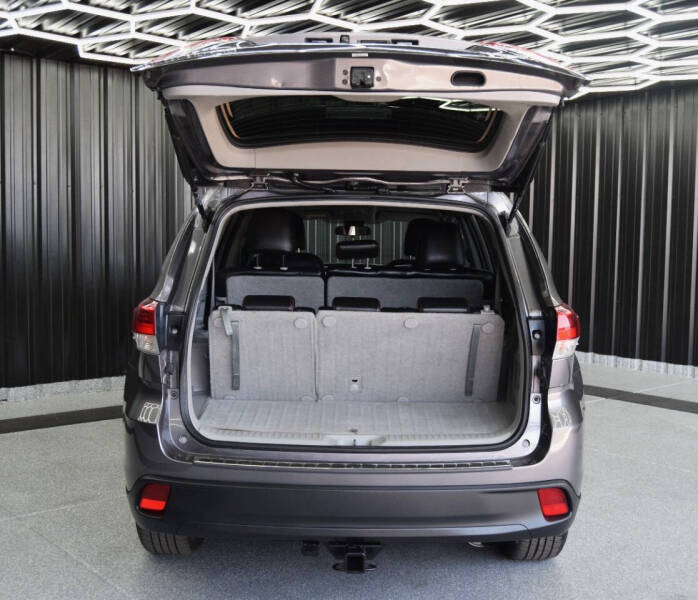 2019 Toyota Highlander LE Plus