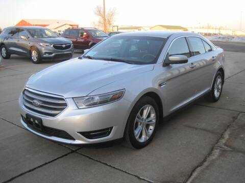 2018 Ford Taurus for sale at IVERSON'S CAR SALES in Canton SD