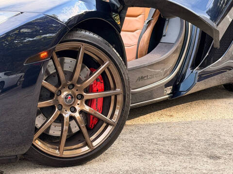 2013 McLaren MP4-12C Spider