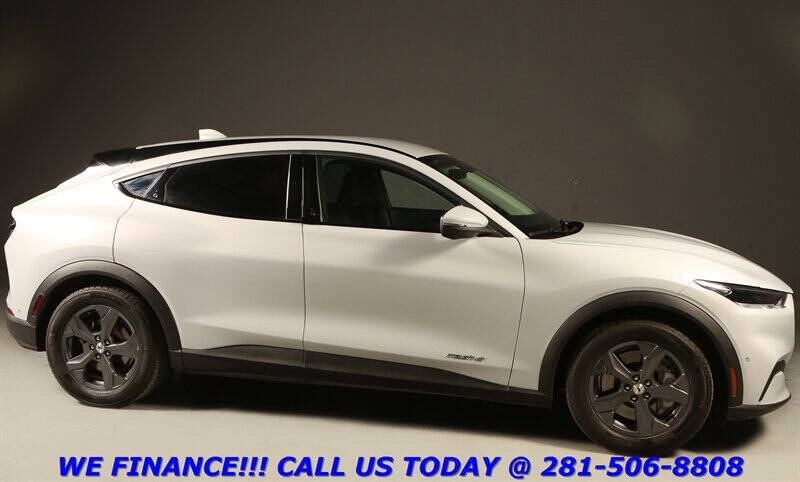 2021 Ford Mustang Mach-E Select