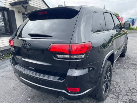 2018 Jeep Grand Cherokee Altitude