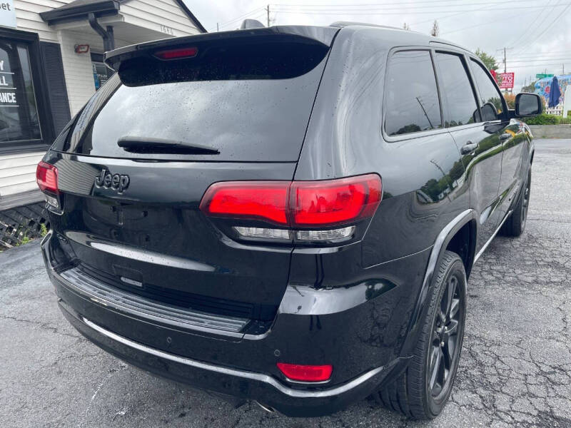 2018 Jeep Grand Cherokee Altitude
