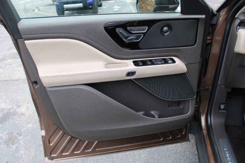 2022 Lincoln Aviator Reserve