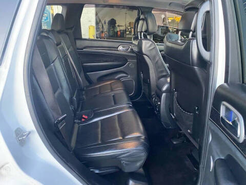 2017 Jeep Grand Cherokee Summit