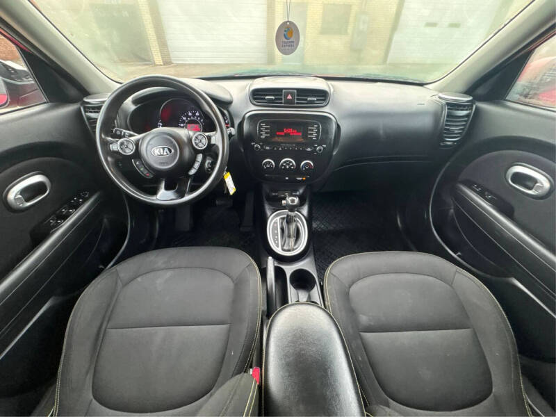 2015 Kia Soul +