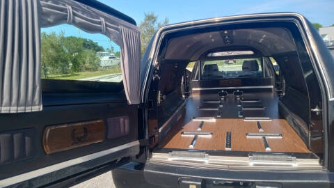 2011 Cadillac DTS Pro Funeral Coach