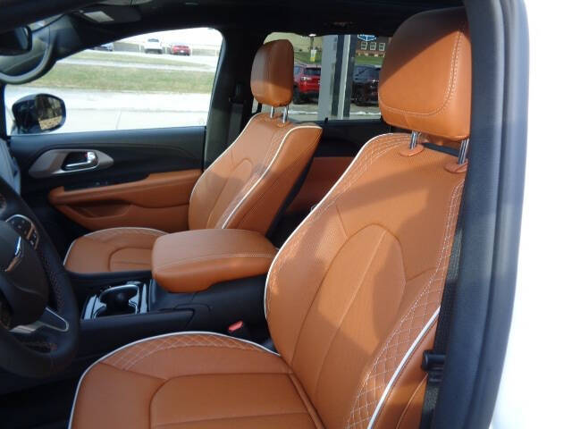 2026 Chrysler Pacifica Pinnacle