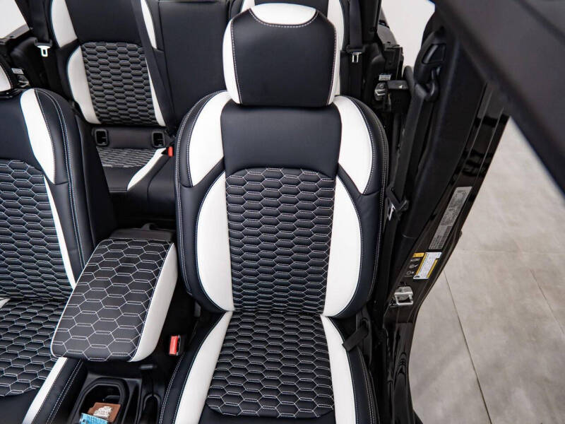2024 Jeep Gladiator Sport S
