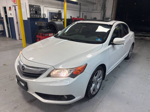 2013 Acura ILX 2.0L w/Tech