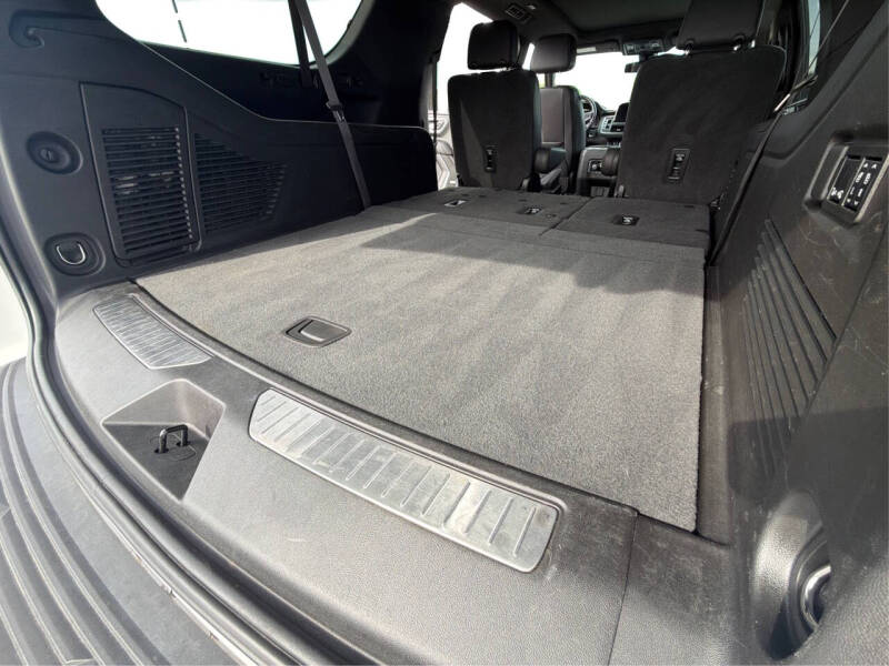 2022 Chevrolet Suburban RST