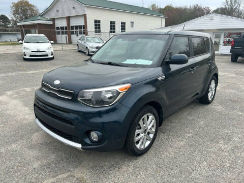 2017 Kia Soul for sale at Bladenboro Pre-Owned, INC in Bladenboro NC