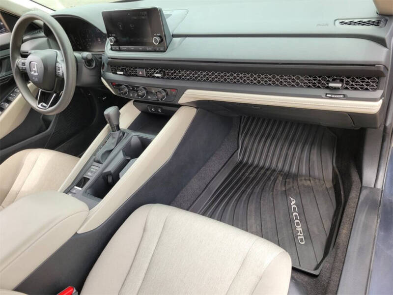 2025 Honda Accord SE