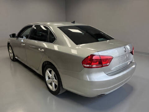 2013 Volkswagen Passat SE